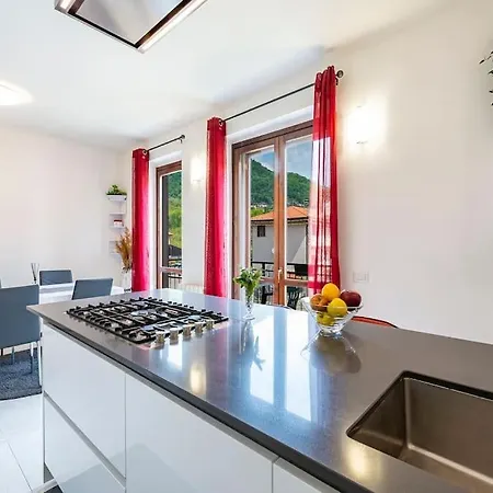 Tresa Bay House - Lugano